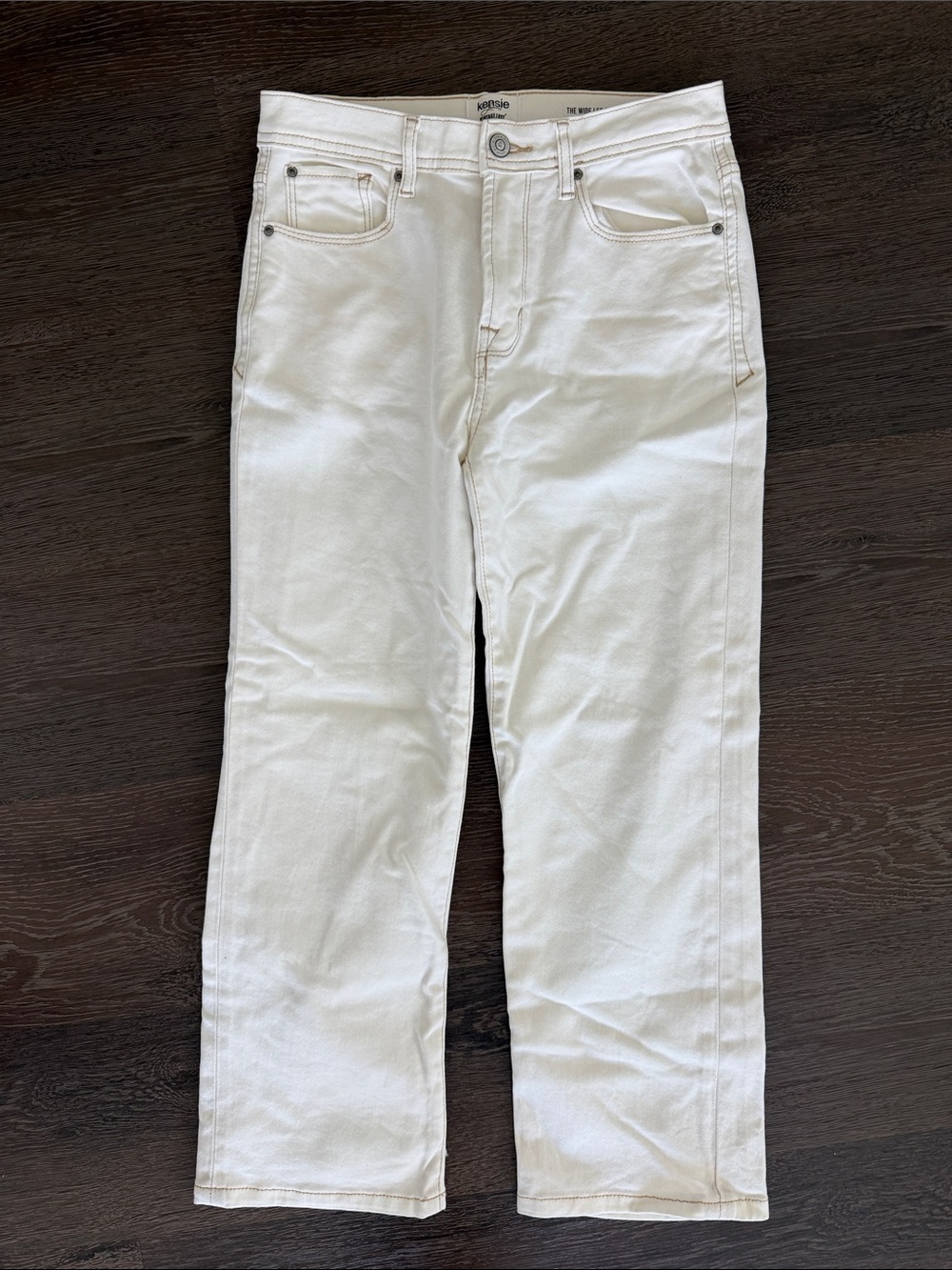 Womenās White Wide Leg Crop Jeans